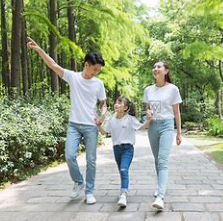 关于陪着的名人名言哲理格言警句语录 - 每日文摘