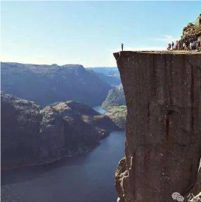 关于悬崖的名人名言哲理格言警句语录 - 每日文摘